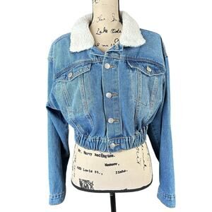 Madden NYC Cropped Denim Jacket Women Size L Blue Sherpa Collar Buttoned Pockets